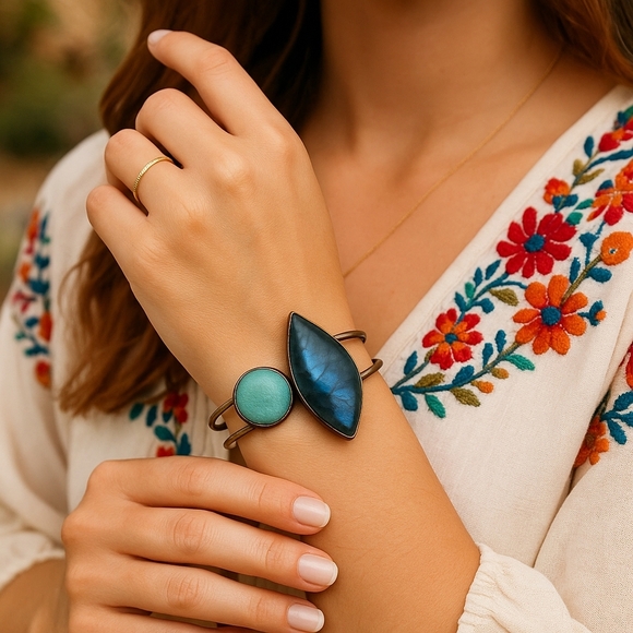 ๐๏ธBoho Chic Labradorite & Amazonite Antique Bronze Cuff Bracelet | Artisan Gems - Picture 1 of 13